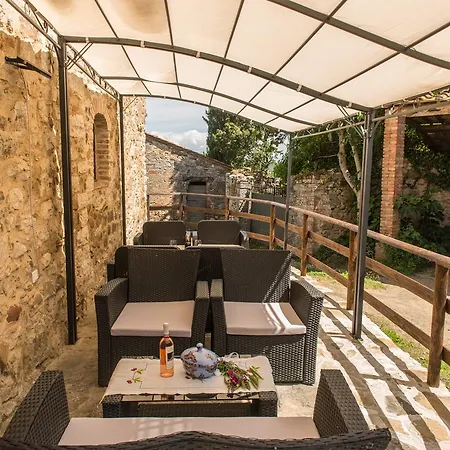 Casale Rosennano Apartment *